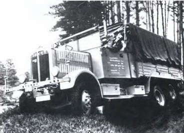 Энциклопедия военных автомобилей 1769~2006 гг. А-И pic_354.jpg
