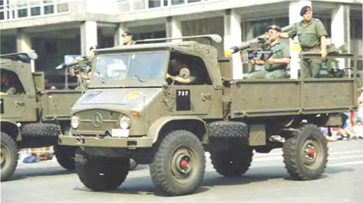 Энциклопедия военных автомобилей 1769~2006 гг. С-Я pic_398.jpg