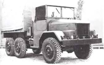Энциклопедия военных автомобилей 1769~2006 гг. С-Я pic_640.jpg