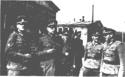 Офицерский корпус Армии генерал-лейтенанта А.А.Власова 1944-1945 _19.JPG