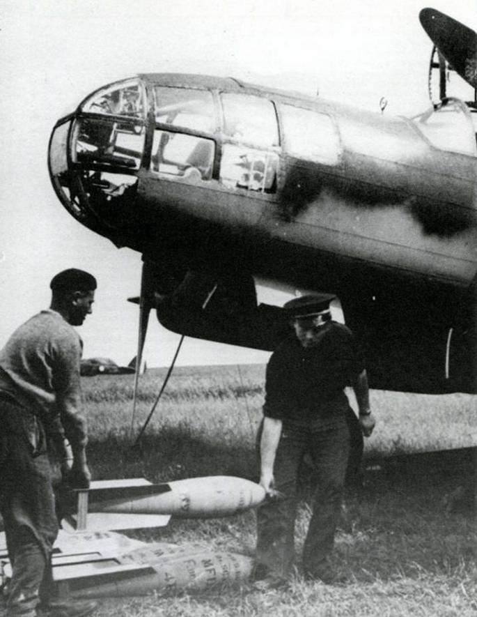 Бомбардировщики союзников 1939-1945 (Справочник - определитель самолетов ) pic_5.jpg