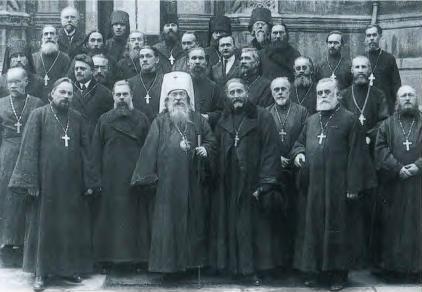 Повседневная жизнь русского литературного Парижа. 1920–1940 i_015.jpg