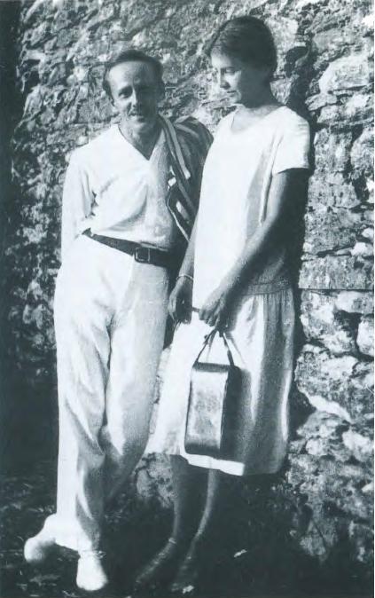 Повседневная жизнь русского литературного Парижа. 1920–1940 i_018.jpg