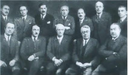 Повседневная жизнь русского литературного Парижа. 1920–1940 i_024.jpg