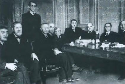 Повседневная жизнь русского литературного Парижа. 1920–1940 i_045.jpg
