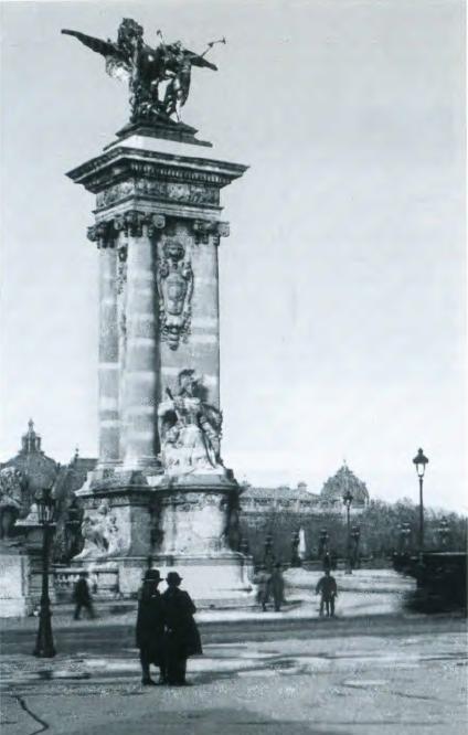 Повседневная жизнь русского литературного Парижа. 1920–1940 i_055.jpg