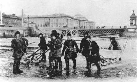 Повседневная жизнь Петербурга на рубеже XIX— XX веков; Записки очевидцев _12.jpg