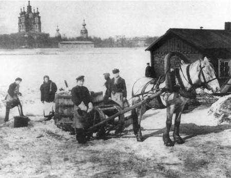 Повседневная жизнь Петербурга на рубеже XIX— XX веков; Записки очевидцев _13.jpg
