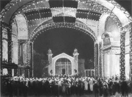 Повседневная жизнь Петербурга на рубеже XIX— XX веков; Записки очевидцев _66.jpg