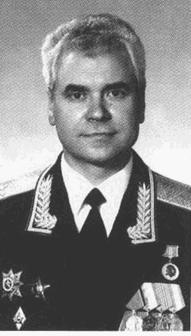 Повседневная жизнь первых российских ракетчиков и космонавтов i_015.png