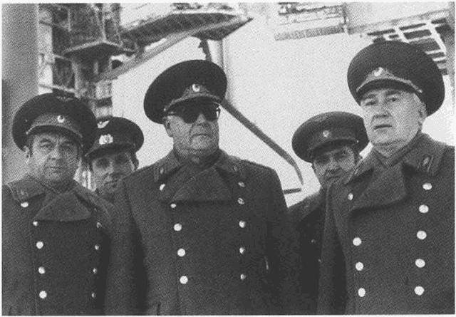 Повседневная жизнь первых российских ракетчиков и космонавтов i_053.png