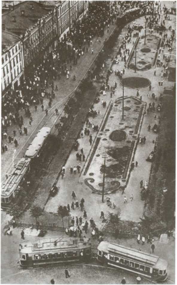 Повседневная жизнь Москвы в сталинскую эпоху, 1920-1930 годы i_002.jpg
