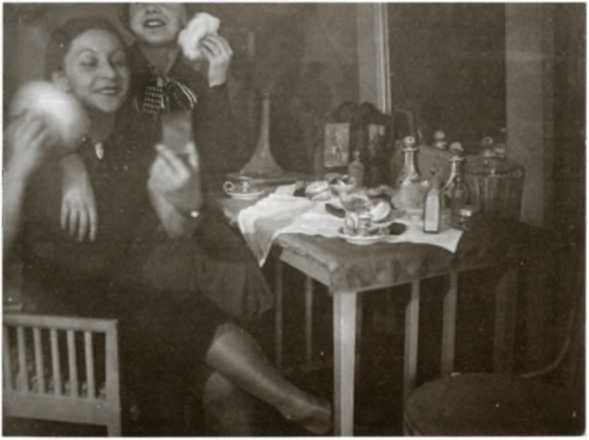 Повседневная жизнь Москвы в сталинскую эпоху, 1920-1930 годы i_025.jpg