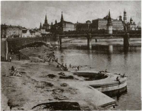 Повседневная жизнь Москвы в сталинскую эпоху, 1920-1930 годы i_037.jpg
