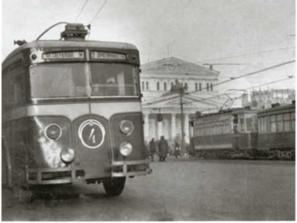 Повседневная жизнь Москвы в сталинскую эпоху, 1920-1930 годы i_047.jpg