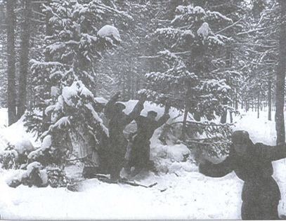 Дважды невидимый фронт. Ленинградские чекисты в тылу врага i_020.jpg