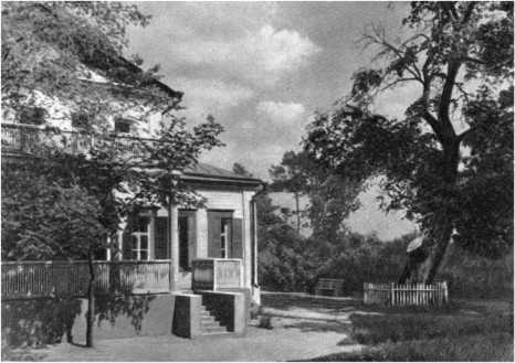 Рассказы литературоведа (с илл.) i_041.jpg