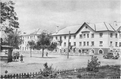 Рассказы литературоведа (с илл.) i_052.jpg