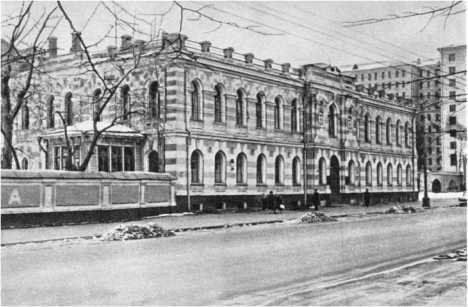 Рассказы литературоведа (с илл.) i_054.jpg