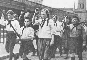 Повседневная жизнь Москвы в сталинскую эпоху. 1930–1940-е годы i_017.jpg
