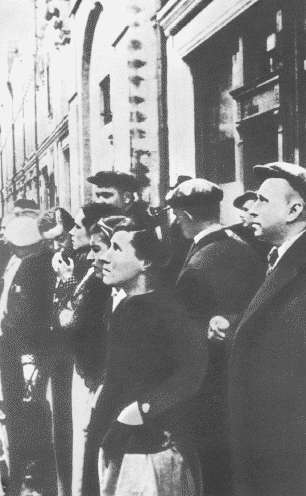 Повседневная жизнь Москвы в сталинскую эпоху. 1930–1940-е годы i_020.jpg