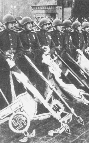 Повседневная жизнь Москвы в сталинскую эпоху. 1930–1940-е годы i_042.jpg