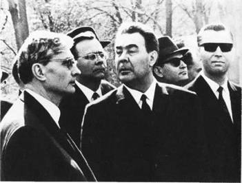 Они окружали Сталина i_015.jpg