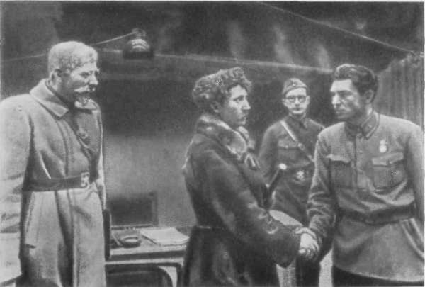 Разные дни войны. Дневник писателя, т.2. 1942-1945 годы i_007.jpg