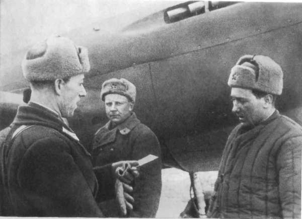 Разные дни войны. Дневник писателя, т.2. 1942-1945 годы i_016.jpg