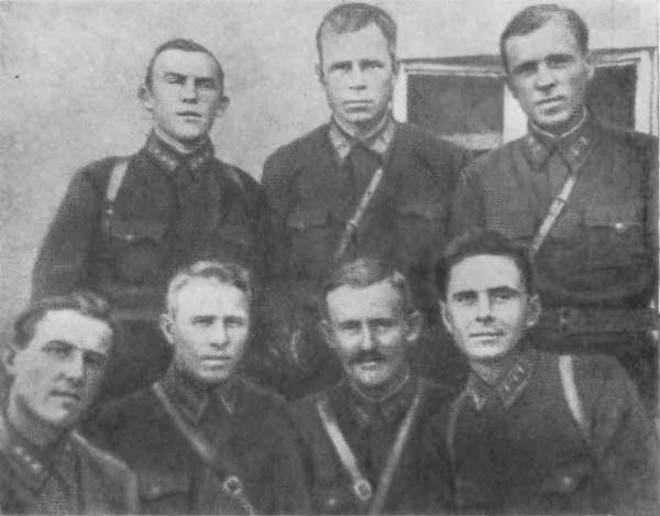 Разные дни войны. Дневник писателя, т.2. 1942-1945 годы i_022.jpg