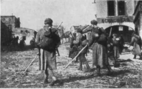 Разные дни войны. Дневник писателя, т.2. 1942-1945 годы i_077.jpg