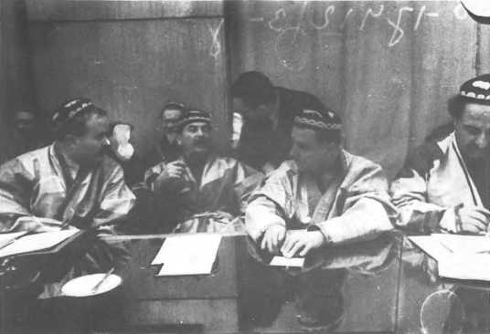Портрет тирана i_033.jpg