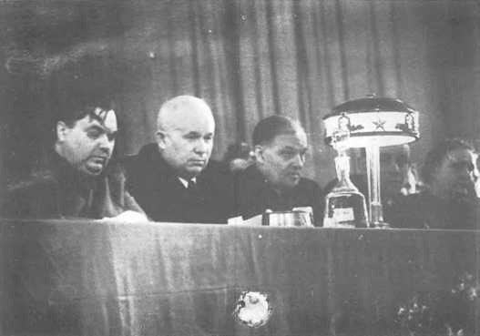 Портрет тирана i_040.jpg